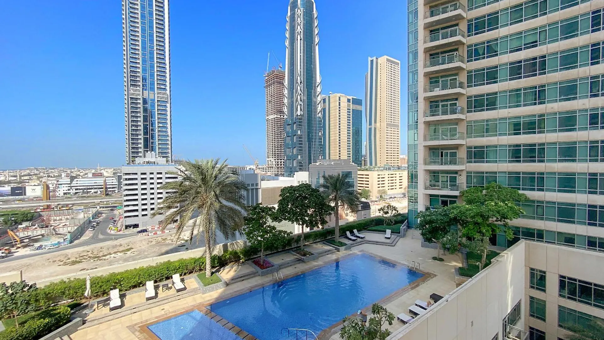 Vayk - Modern 1Br Apartment In The Heart Of Downtown Dubai 0*,  United Arab Emirates